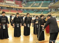 この画像は、サイトの記事「第7回 全日本都道府県対抗女子剣道優勝大会 2015　おすすめ YouTube視聴無料動画 まとめてご紹介！」のイメージ写真画像として利用しています。
