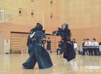 この画像は、サイトの記事「第50回 全日本女子学生剣道選手権大会 2016　おすすめ YouTube視聴無料動画 まとめてご紹介！」のイメージ写真画像として利用しています。