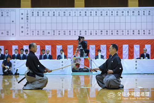 この画像は、サイトの記事「第62回 全日本東西対抗剣道大会 2016　おすすめ YouTube視聴無料動画 まとめてご紹介！」のイメージ写真画像として利用しています。