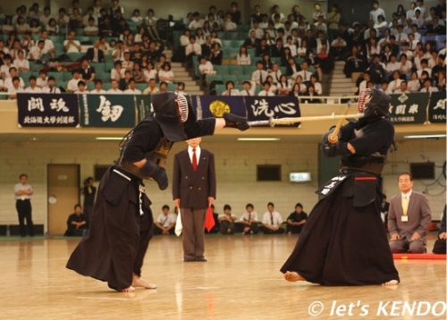 この画像は、サイトの記事「全日本学生剣道選手権大会 決勝　おすすめ YouTube視聴無料動画 まとめてご紹介！」のイメージ写真画像として利用しています。