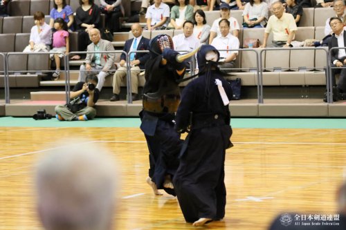 このイメージ画像は、このサイト記事「全日本東西対抗剣道大会 2019 おすすめ動画＆人気YouTubeランキングまとめ！」のアイキャッチ画像として利用しています。